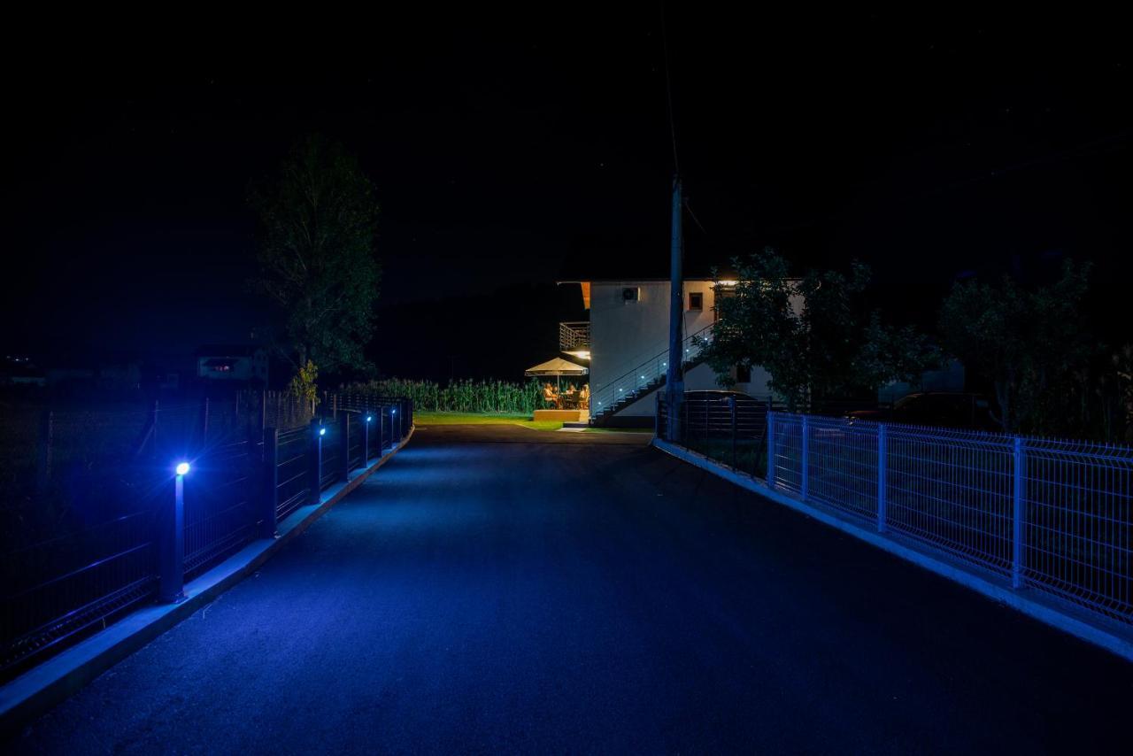 Sobe Mili Ozren Guest House Doboj Eksteriør bilde